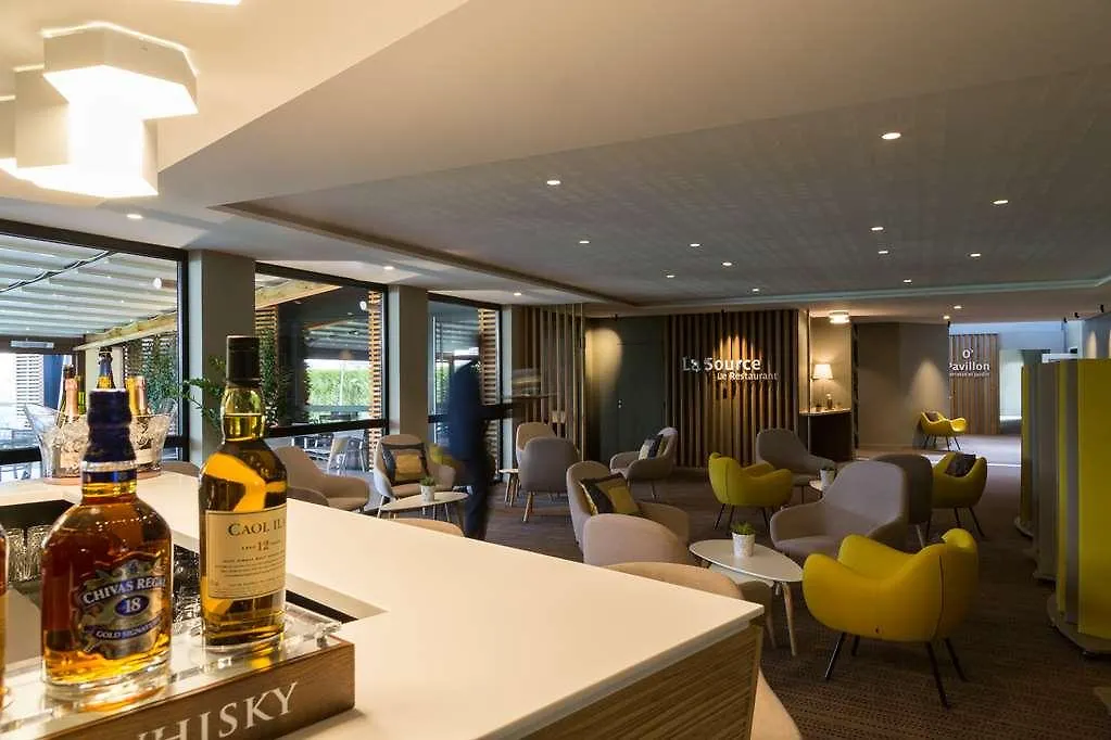 Domaine La Charpiniere, The Originals Collection Hotel Saint-Galmier 4*,