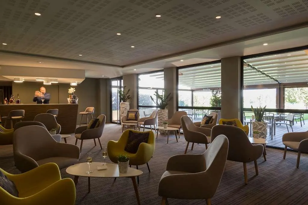 Domaine La Charpiniere, The Originals Collection Hotel Saint-Galmier